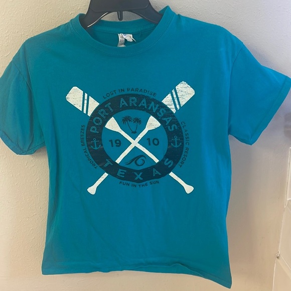 Gildan Tops - Port Arkansas Texas t shirt Size: Medium